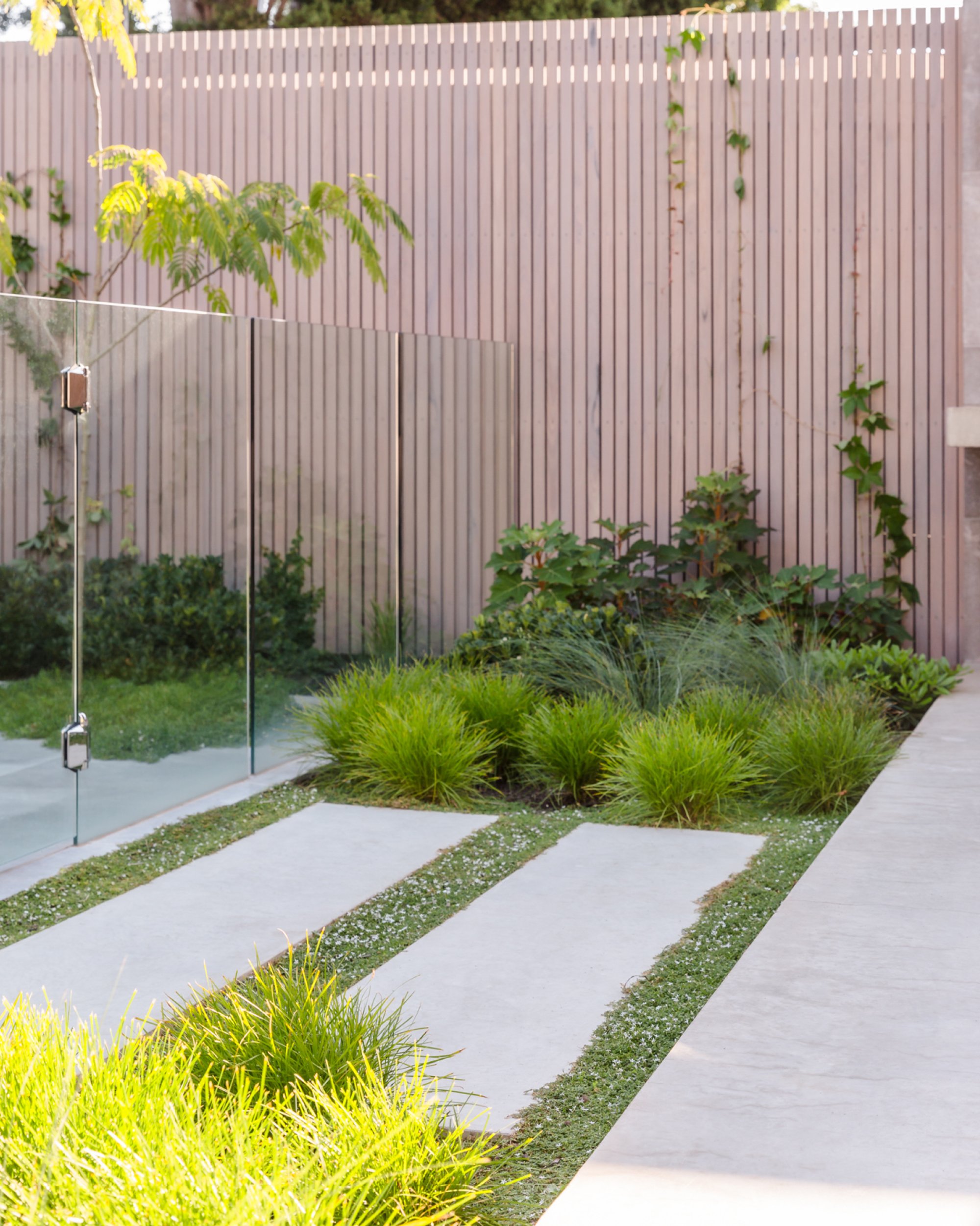 WĄSKA PŁYTA OGRODOWA